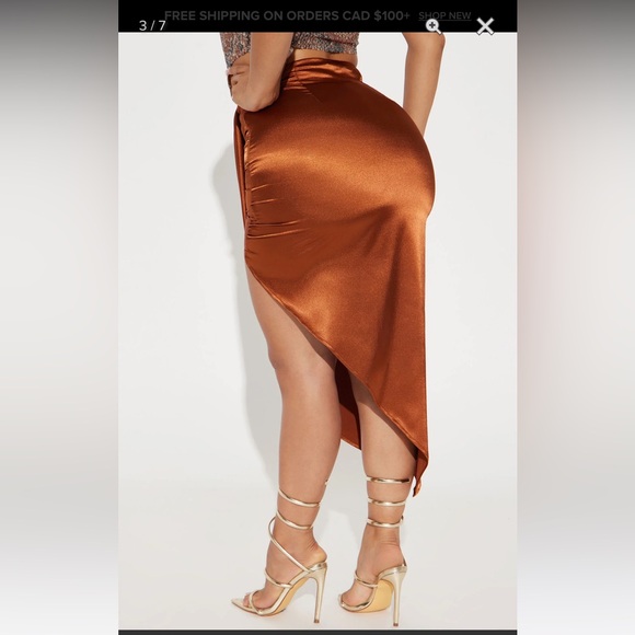 NWT fashion nova bronze Satin midi skirt - Picture 4 of 5